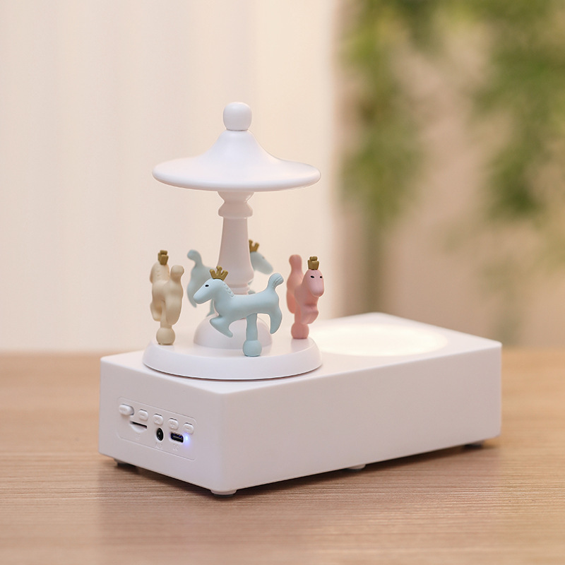 新款蓝牙音箱小夜灯创意旋转木马礼物音乐盒高级摆件无线音响礼品